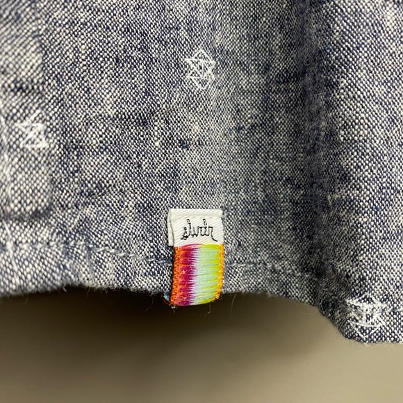 SLVDR Mens Button Down - Picture 3 of 5